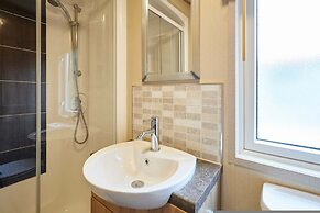 Host Stay Brooksbank Lodge
