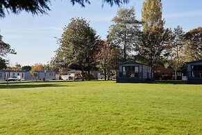 Host Stay Brooksbank Lodge