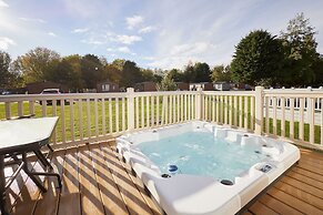 Host Stay Brooksbank Lodge