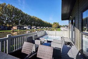 Host Stay Bridgewater Lodge