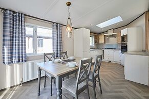 Host Stay Bridgewater Lodge