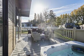 Host Stay Bridgewater Lodge