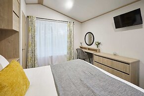 Host Stay Fir Tree Lodge