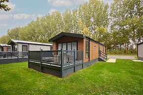 Host Stay Fir Tree Lodge