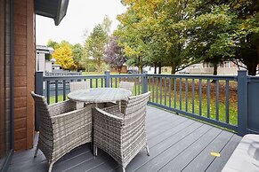 Host Stay Fir Tree Lodge