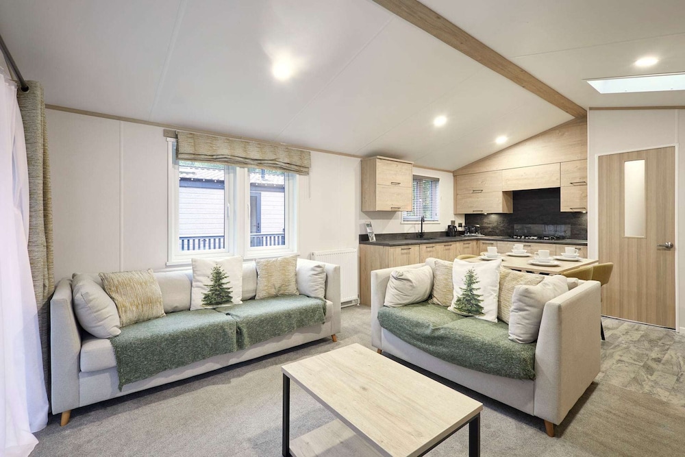 Host Stay Fir Tree Lodge