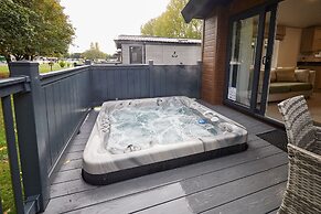 Host Stay Fir Tree Lodge