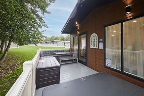 Host Stay Happy Day s Lodge