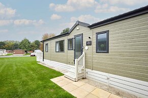 Host Stay Audley Lodge