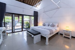 Karen's Tropical Villa