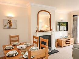 4 St Elmo Court