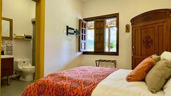 Hotel Mandalay 1941