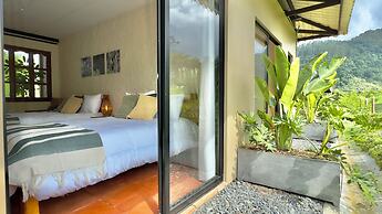 Hotel Mandalay 1941