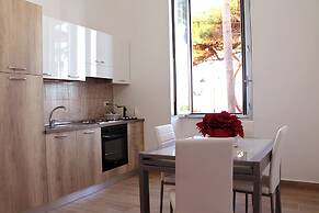 Le Mirage Boutique II