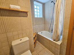 Apartamentos Escarrilla Suites 3000