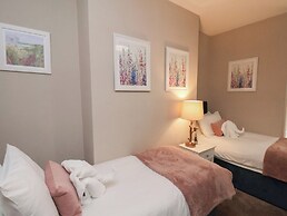 Blackburn Heights Apartment