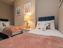 Blackburn Heights Apartment