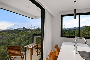Heavenly View - 2 Bdrm Oceanview Apartment