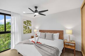 Heavenly View - 2 Bdrm Oceanview Apartment