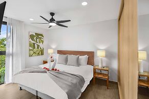Heavenly View - 2 Bdrm Oceanview Apartment
