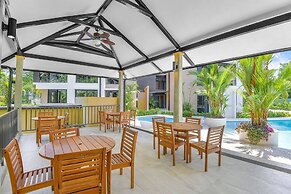 Heavenly View - 2 Bdrm Oceanview Apartment