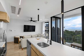 Heavenly View - 2 Bdrm Oceanview Apartment