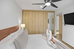 Heavenly View - 2 Bdrm Oceanview Apartment