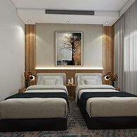 Best Day Hotel & Resorts - Hira
