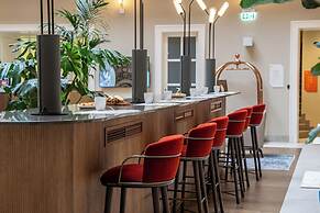 Basiliq Hotel