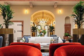 Basiliq Hotel