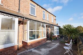 Host Stay Prospect Retreat