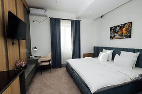 Zafar Plaza Hotel