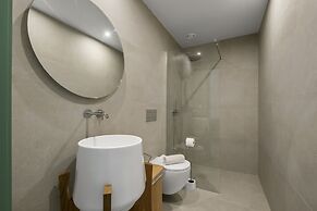 Studio Palace A by Homie