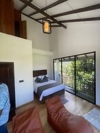 The Lipton View Inn