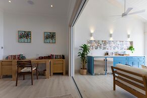 Kaiso & Kai Beachfront Villa