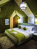 Merzouga white camp