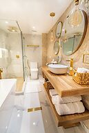 Berthas Collection By EM Hotels