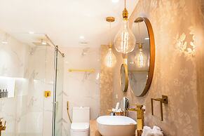 Berthas Collection By EM Hotels