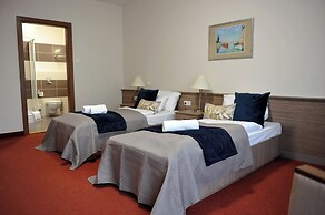 Hotel Három Gúnár