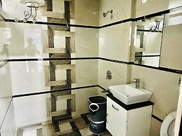 Grover international hotel