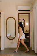 Ananda House