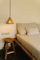 Ananda House