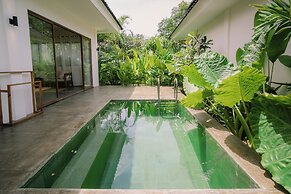 Ananda House