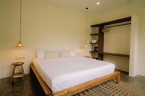 Ananda House