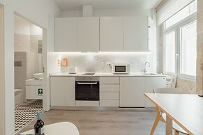 Downtown Cosy Apartment by Vacationy