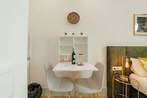 Downtown Suite A by Vacationy