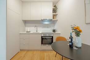 Bright Window Apartment by Vacationy