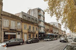 Elegant Marques Duplex by Vacationy