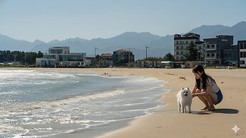 Goseong Jajackdo Aroma Pension
