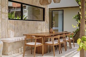 Villa Amun Tanah Lot